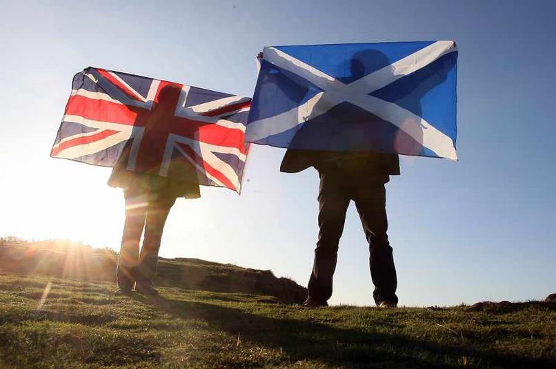 Tydzień przed referendum spada poparcie dla niepodległości Szkocji