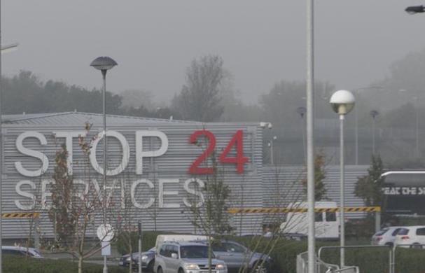 Polski kierowca ciężarówki zginął na parkingu STOP 24 na M20