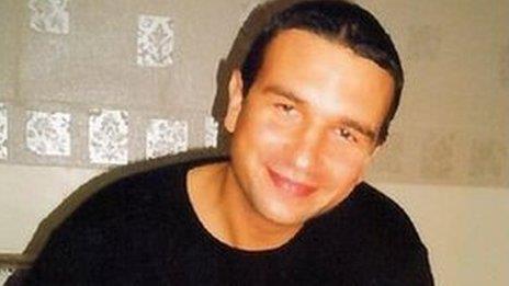 Mordercy Polaka nie wyjdą wcześniej na wolność. Sąd odrzucił wniosek