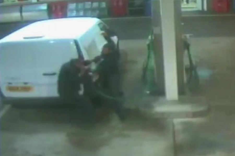 Video: Mężczyzna został pobity ponieważ odmówił podwiezienia