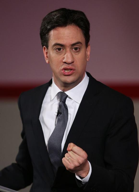 Ed Miliband chce powstrzymać firmy przed zatrudnianiem imigrantów kosztem Brytyjczyków