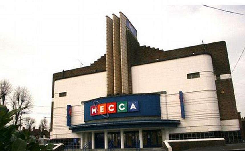 Halal Kitty, Burqa King i Mecca Bingo - dowody na to, że Birmingham jest całkowicie muzułmańskie