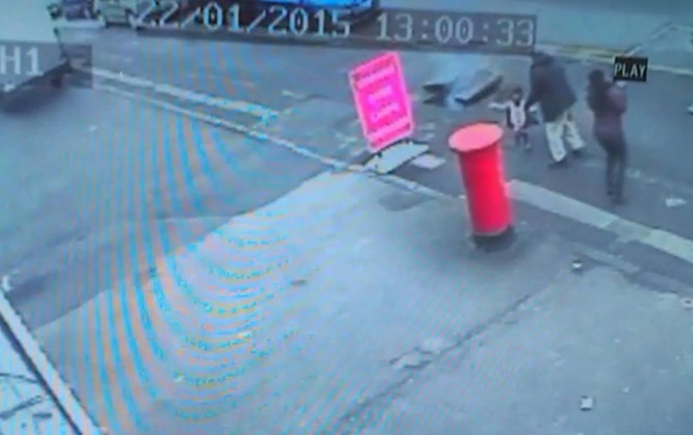 Video: Eksplozja gazu w Acocks Green o mało nie zabiła kilkuletniej dziewczynki