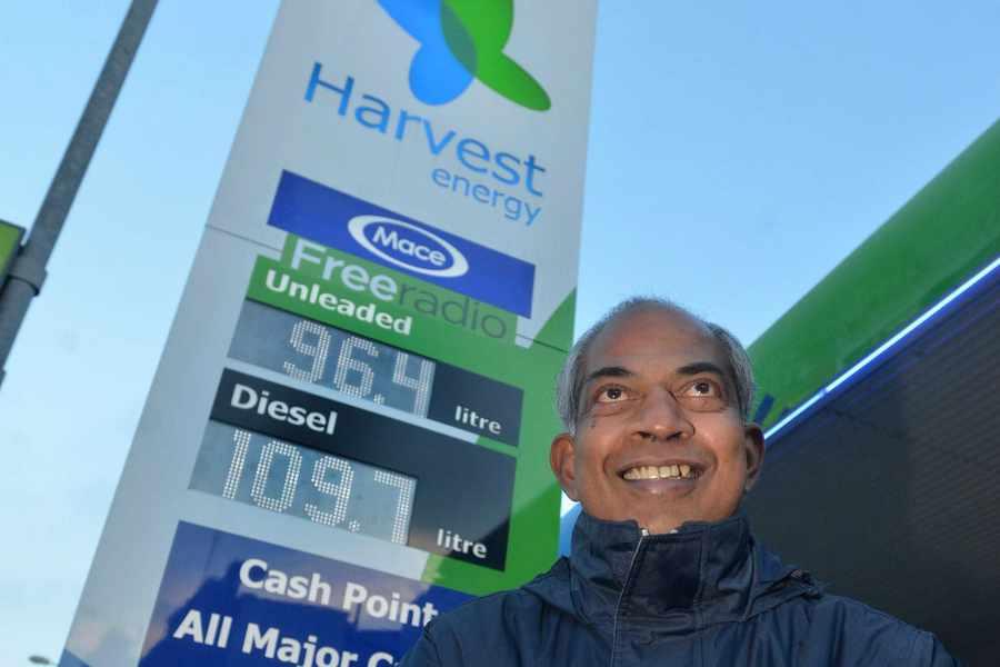 W piątek na stacji benzynowej w Walsall litr paliwa kosztował 96.4p