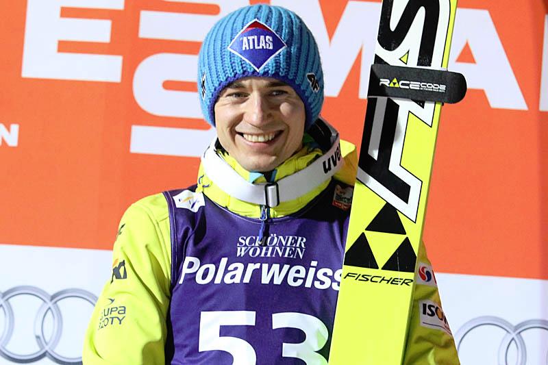 Kamil Stoch rozstawił rywali po kątach