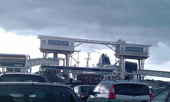 Nowy system kontroli paszportów w portach i Eurotunelu