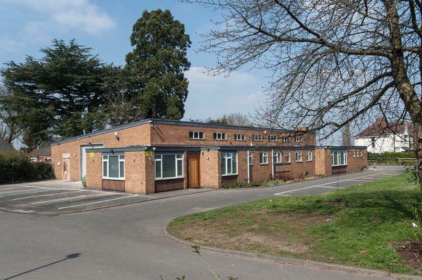 Mieszkańcy Solihull składają skargi - centrum konferencyjno-szkoleniowe przekształcone w meczet