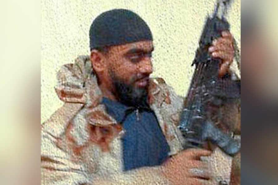 Mechanik z Dudley w szeregach ISIS – zamieszcza na Twitterze instrukcje produkcji bomb