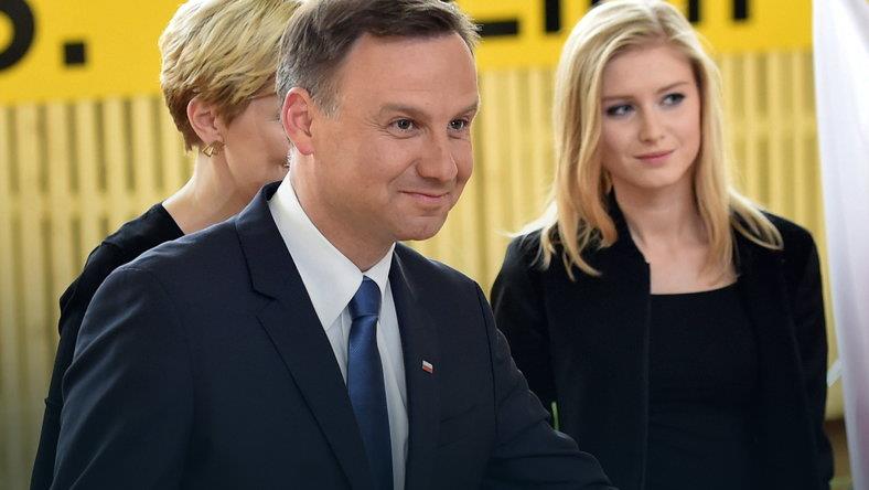 Wyniki sondażowe wyborów prezydenckich - wygrał Duda!