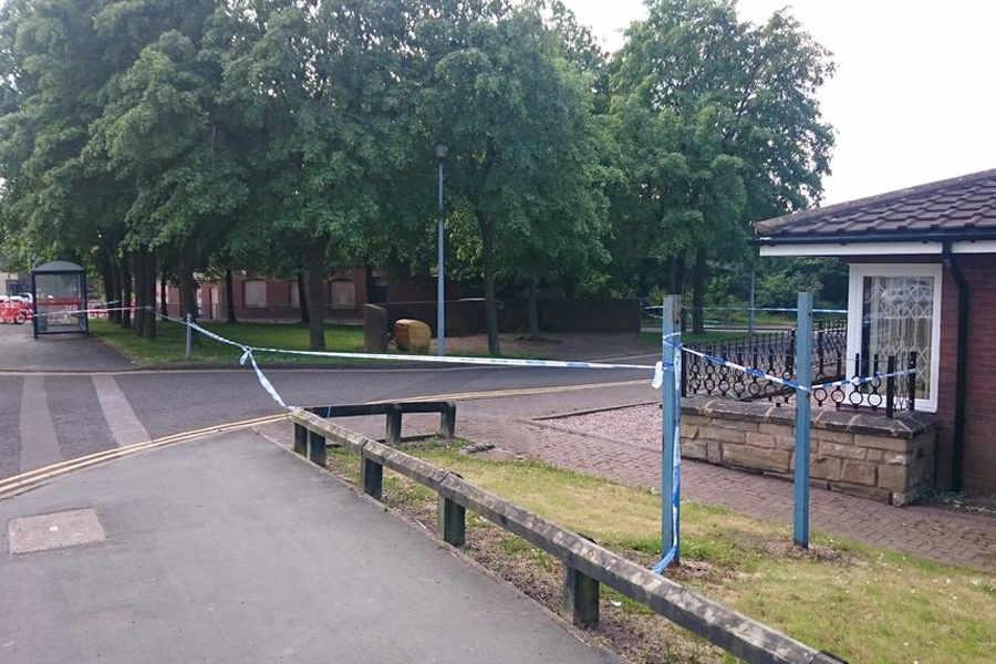 34-latek usiłować zabić nożem mężczyznę w Dudley