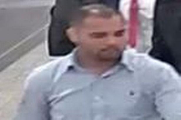 Trwają poszukiwania mężczyzny, który napastował młodą kobietę