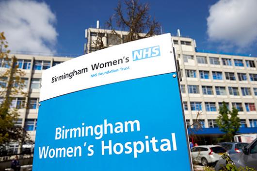 33-latka znalazła zwłoki swojego martwego dziecka w plastikowej torbie na szpitalnym łóżku