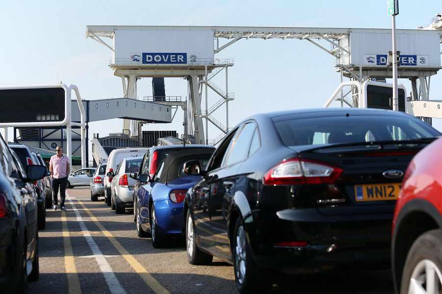 Marynarze blokowali port w Calais. Są opóźnienia