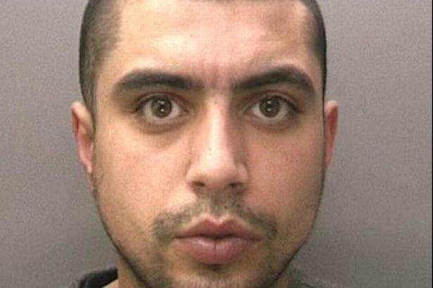 Obrażał załogę samolotu, bo nie było posiłku halal - zapłaci 1,4 tys. funtów grzywny