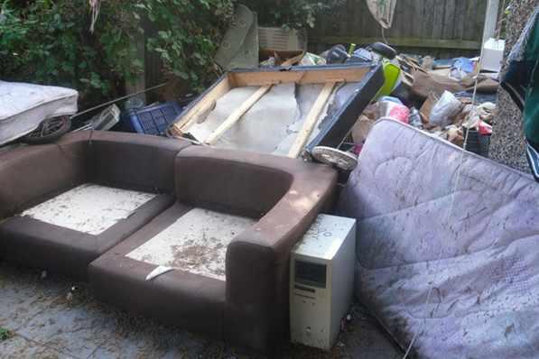 Czterdziestu Rumunów gnieździło się w domu w Black Country