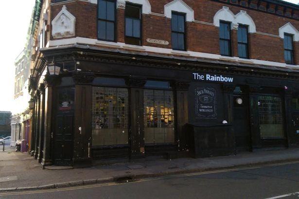 Młody mężczyzna zmarł po zażyciu podejrzanego narkotyku w klubie Rainbow w Birmingham