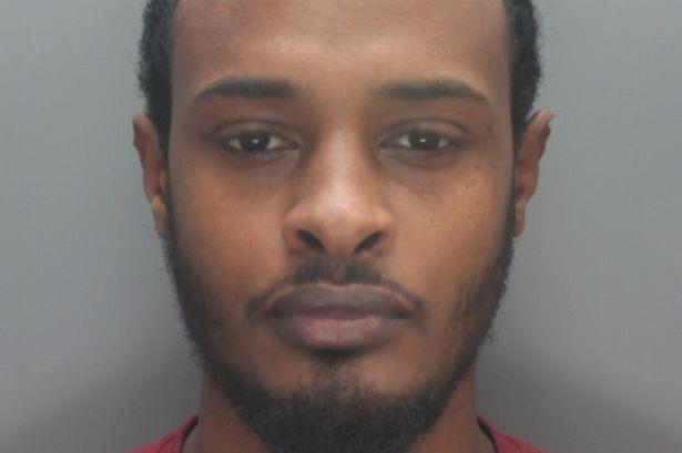 Uchodźca z Birmingham skazany na 10 lat więzienia za gwałt na 21-latce