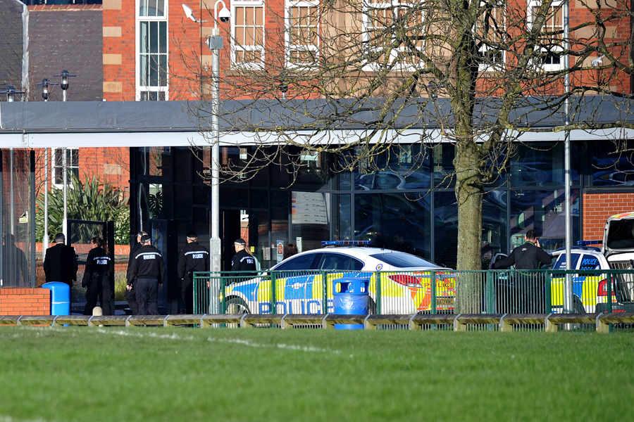 Alarmy bombowe w czterech szkołach w West Midlands