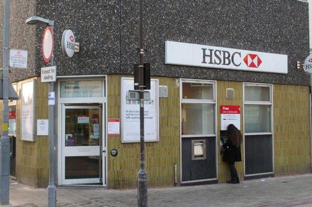 Kradła pieniądze z banku, bo potrzebowała na imprezy i ciuchy