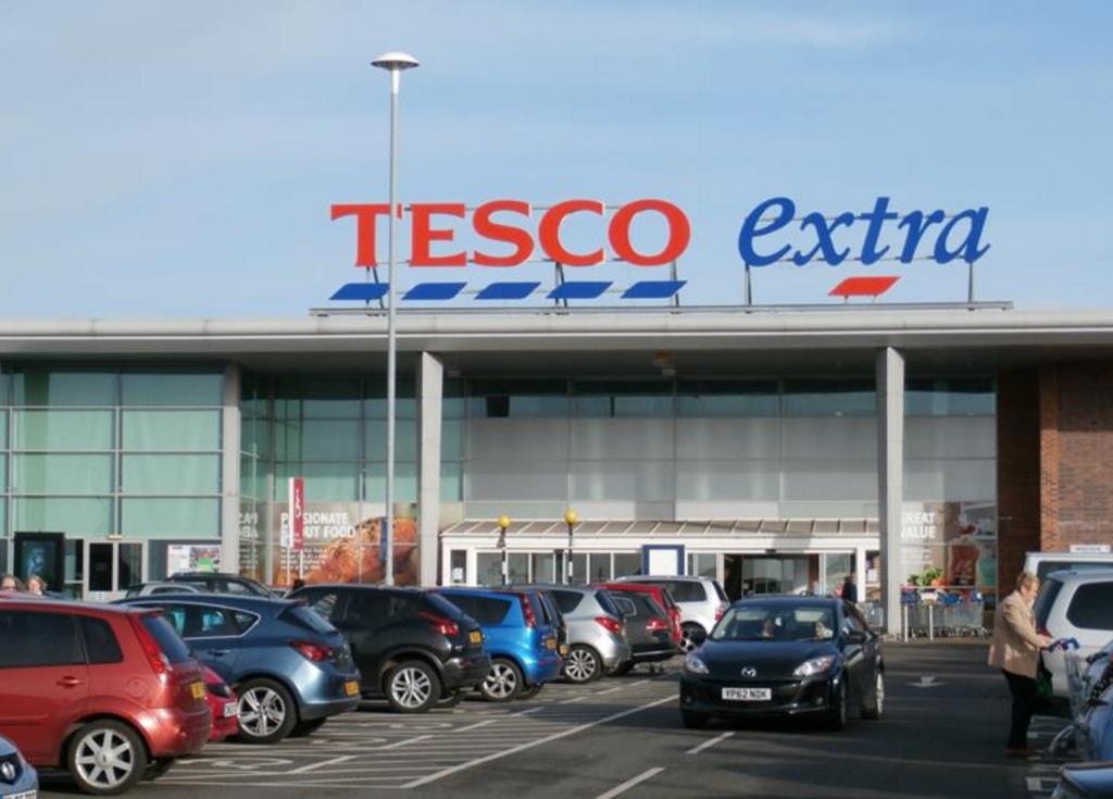 Uwaga na fałszywych żebraków gromadzących się przy Tesco w Cradley Heath!
