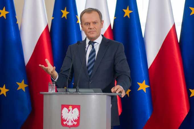 Donald Tusk apeluje do imigrantów: Nie przyjeżdżajcie do Europy