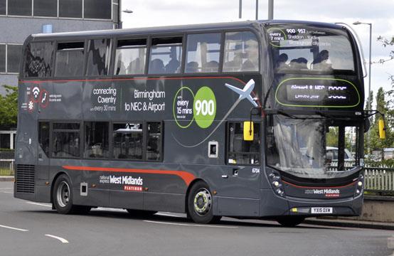 Po Birmingham będzie jeździło więcej luksusowych autobusów