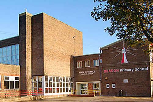 Fałszywy alarm pożarowy w szkole podstawowej w Walsall