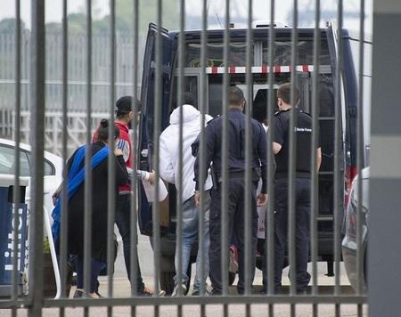 Czterech polskich kierowców stanęło przed sądem za przewożenie nielegalnych imigrantów do UK