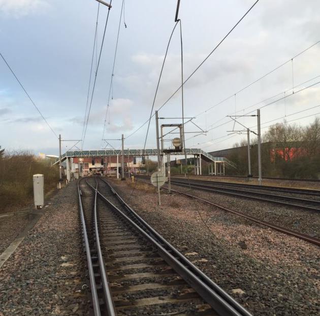 Poranna awaria prądu spowodowała chaos na kolei