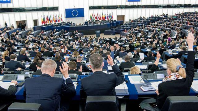 Rezolucja Parlamentu Europejskiego w sprawie Polski w środę