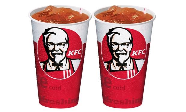 W kostkach lodu dodawanych do napojów w KFC znaleziono bakterie z odchodów