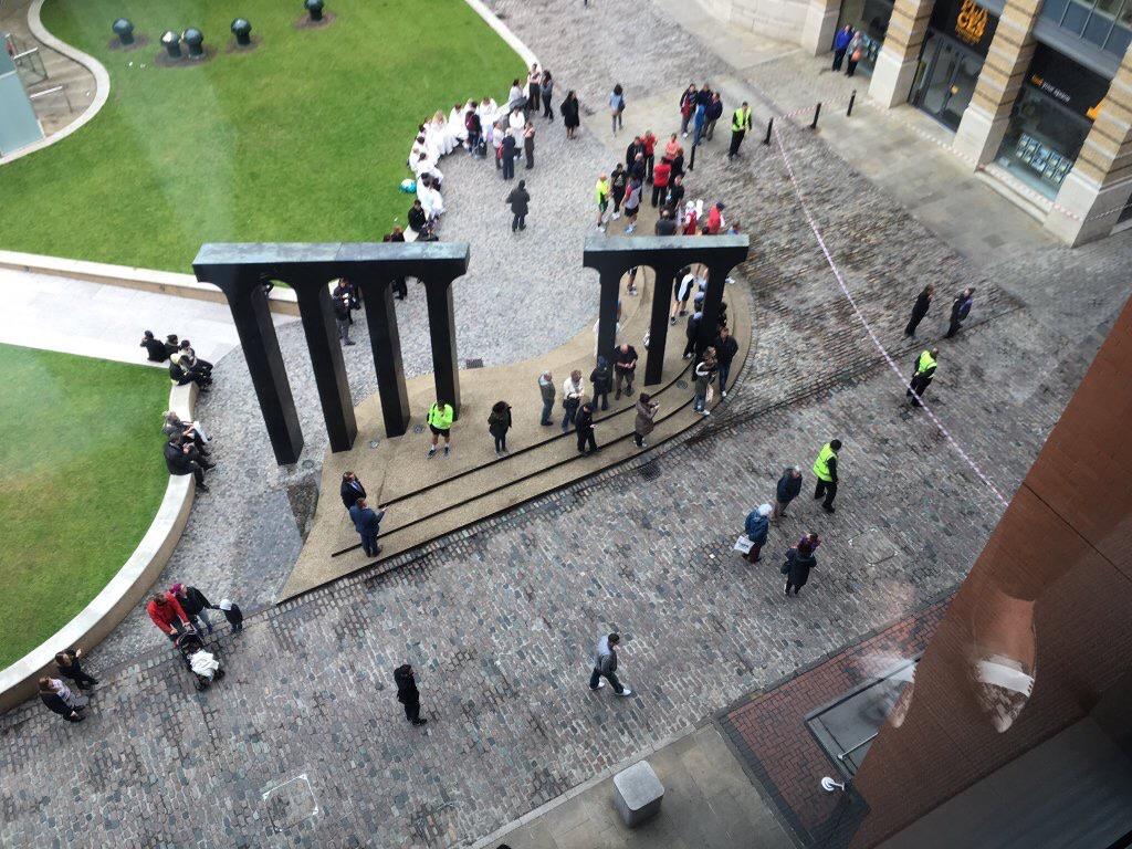 Ewakuacja sklepów w Brindleyplace po fałszywym alarmie bombowym