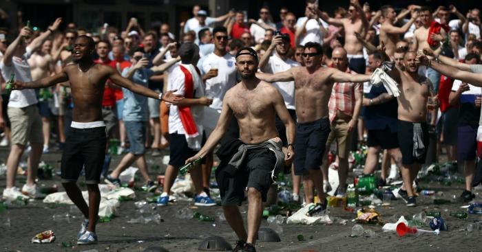 UEFA grozi Anglikom wykluczeniem drużyny z Euro 2016