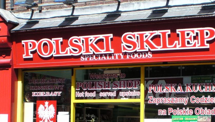 „Polish go home” – taki napis pojawił się na ścianie polskiego sklepu w Plymouth