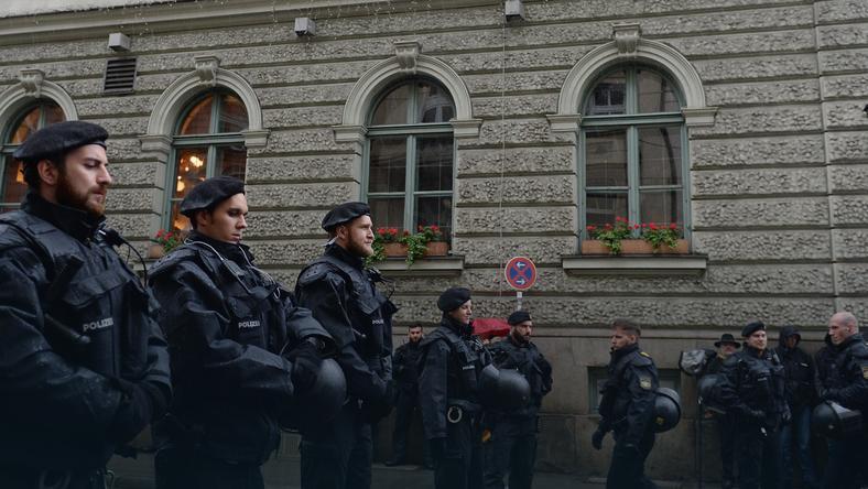 Pomimo zamachów Niemcy nie ulegają panice