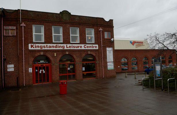 Kolejny basen zamknięty, bo użytkownik zanieczyścił wodę