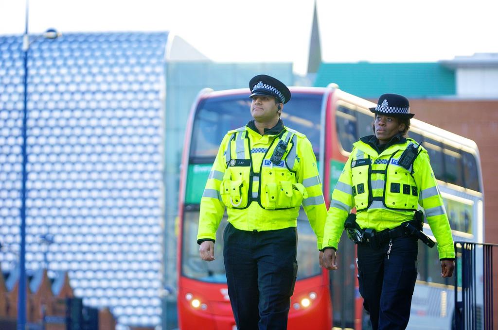 West Midlands Police zatrudni ponad 1 tys. nowych funkcjonariuszy i pracowników