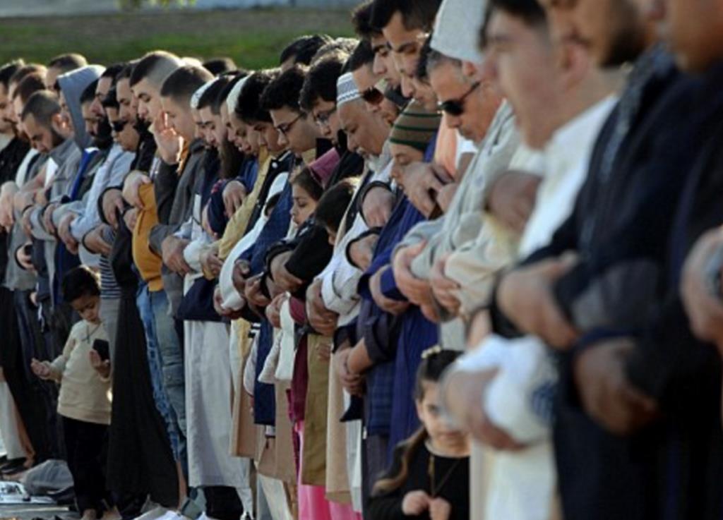 Zamknięto szkołę, by muzułmańscy pracownicy mogli celebrować swoje święto