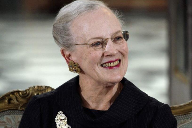 „Mieszkanie tu nie czyni was jednymi z nas” – duńska królowa zwraca się do muzułmanów