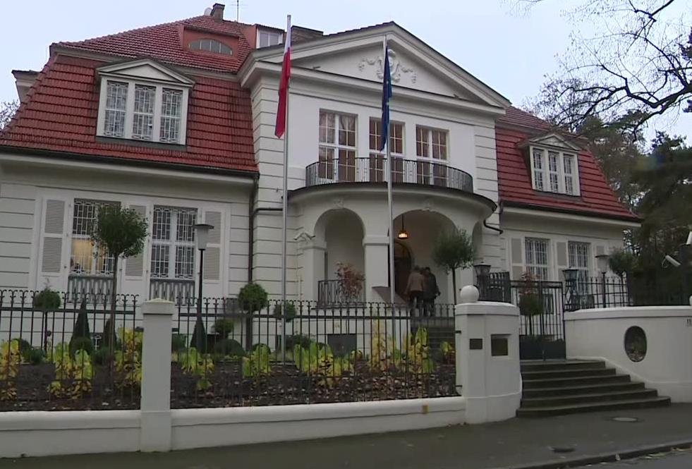 Polska ambasada w Berlinie pod specjalnym nadzorem po niedzielnym incydencie