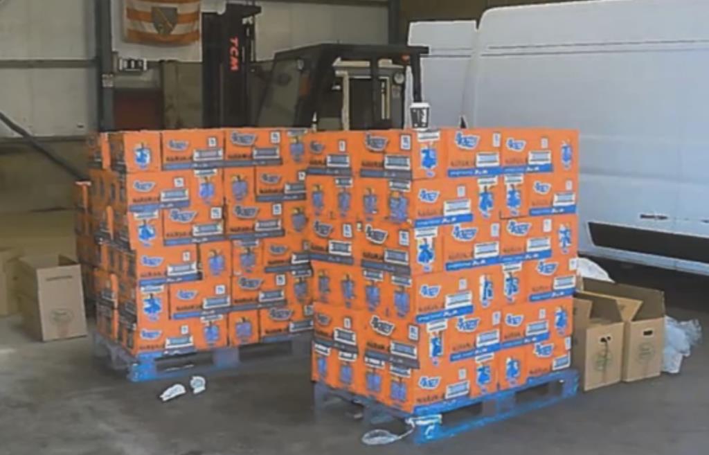 Marihuana warta 800 tys. funtów przemycona w kartonach po soku pomarańczowym