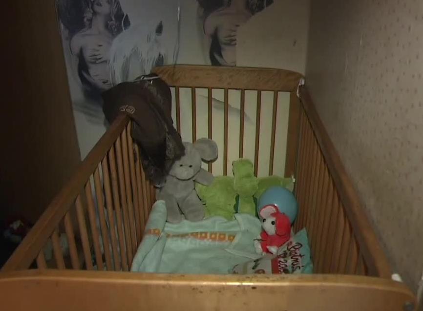 Młoda matka podejrzana o przypalanie dzieci papierosami