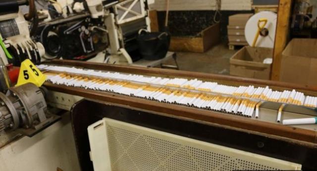 HM Revenue & Customs zlikwidowało nielegalną fabrykę papierosów w Birmingham