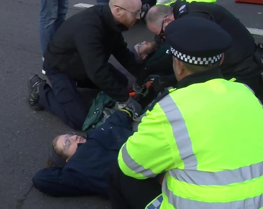 Protest przeciwko rozbudowie lotniska Heathrow