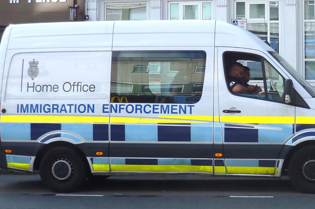 7 nielegalnych imigrantów uratowanych przez straż przybrzeżną w Kent