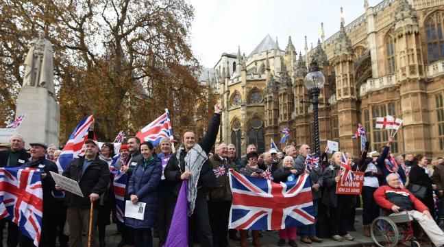 Demonstracja przed parlamentem: domagali się przyspieszenia Brexitu