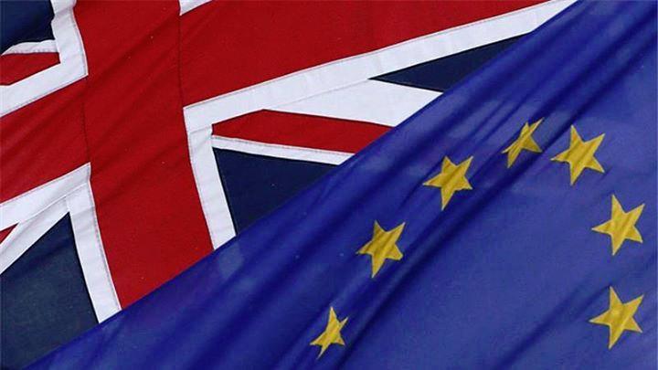 Parlamentarzyści przegłosowali: rozmowy o brexicie zaczną się do końca marca 2017 roku