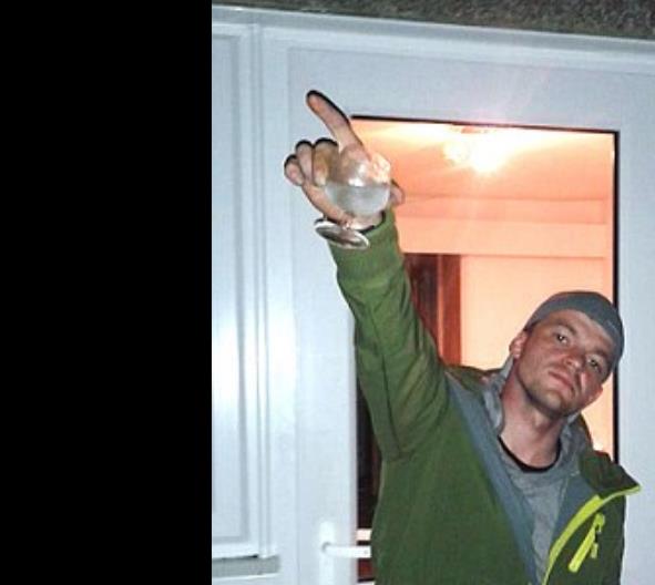 Chorujący na schizofrenię Polak zamordował matkę dwójki dzieci w jej własnym domu