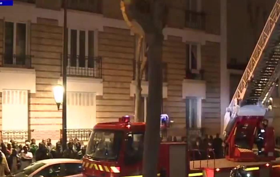 Pożar w ośrodku dla uchodźców w Paryżu. Jedna osoba nie żyje