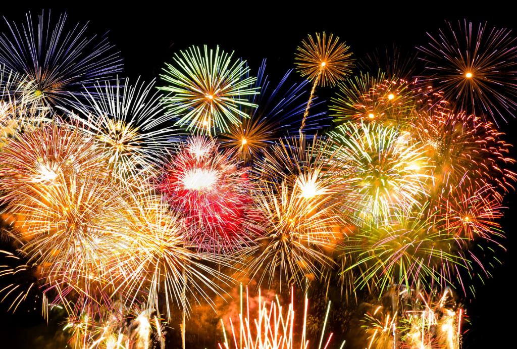 Sylwestrowe fajerwerki na Centenary Square w Birmingham